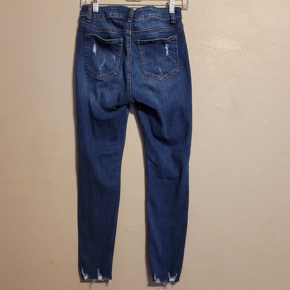 Enjean Distressed Raw Hem Jeans - Picture 2 of 12